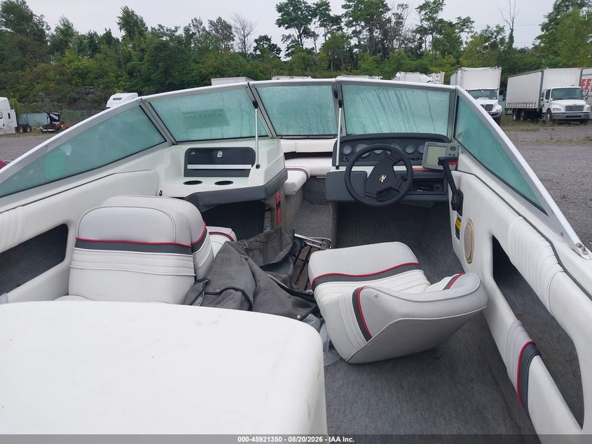 1993 SEA RAY LTRL auction photo 5