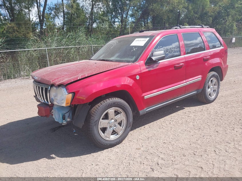 2005 Jeep Grand Cherokee Limited, Front End, IAAI, VIN 1J4HR58235C680780 — photo 2