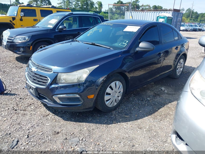 2015 CHEVROLET CRUZE auction photo 2