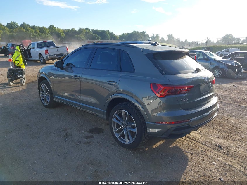 2023 Audi Q3 - view 3