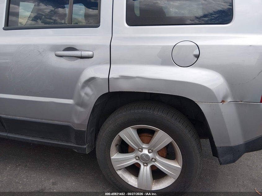 2016 JEEP PATRIOT auction photo 6