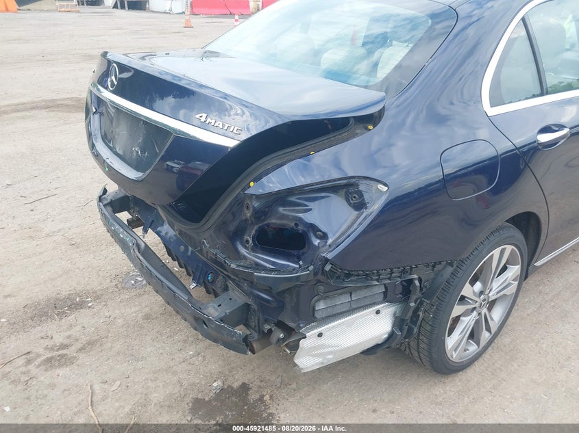 MERCEDES-BENZ C 300 - zdjęcie 19
