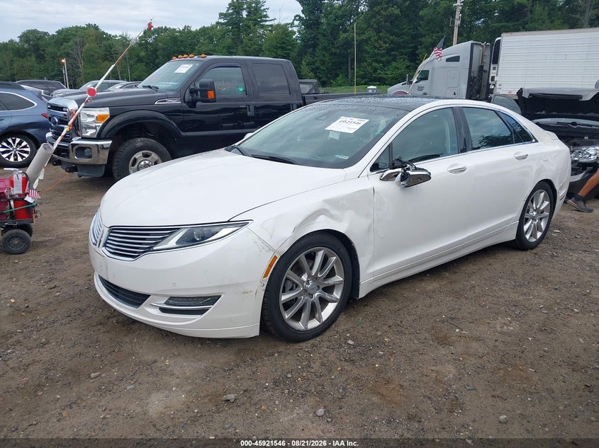 2016 Lincoln MKZ, Левый бок, IAAI, VIN 3LN6L2JK0GR604117 — фото 2