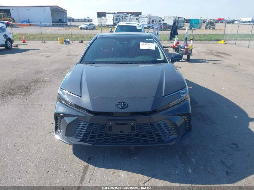 TOYOTA CAMRY - zdjęcie 13