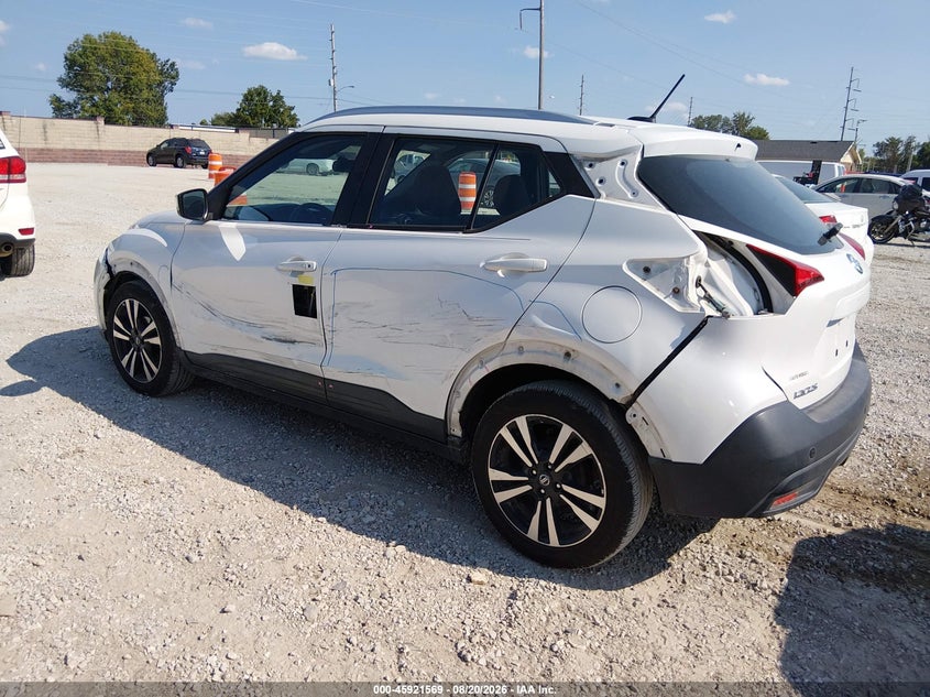 Vin: 3n1cp5cu5jl530508, lot: 46420657, nissan kicks sv 20183