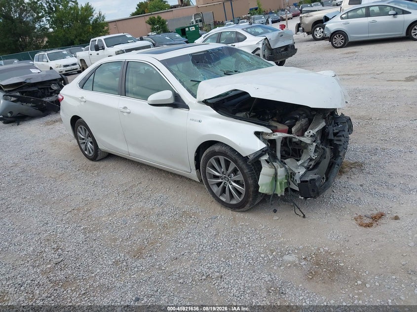 2015 TOYOTA CAMRY HYBRID XLE