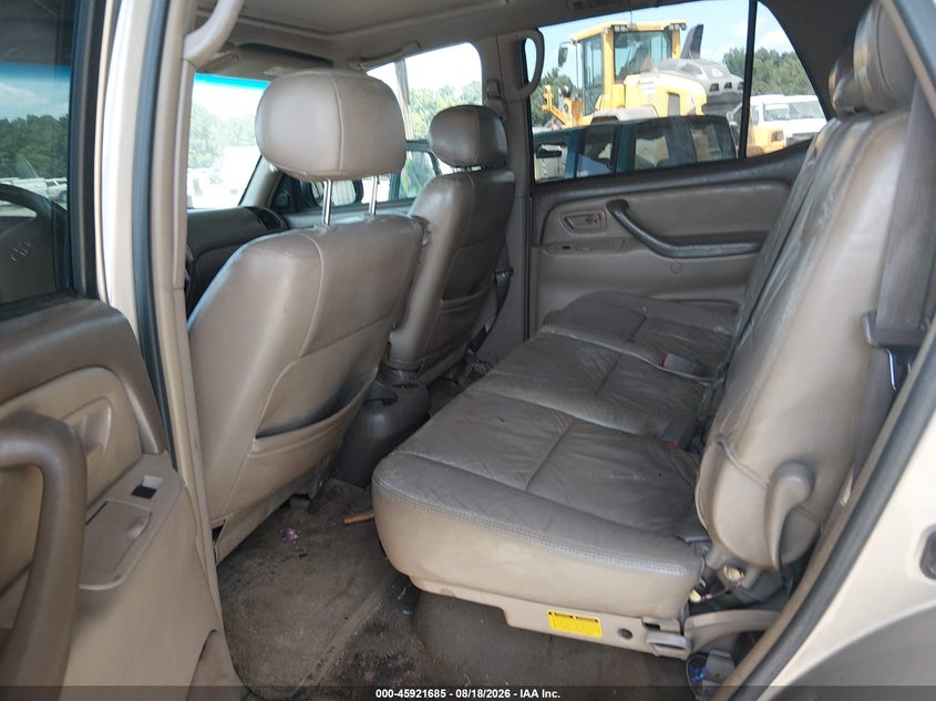 2004 TOYOTA SEQUOIA auction photo 8
