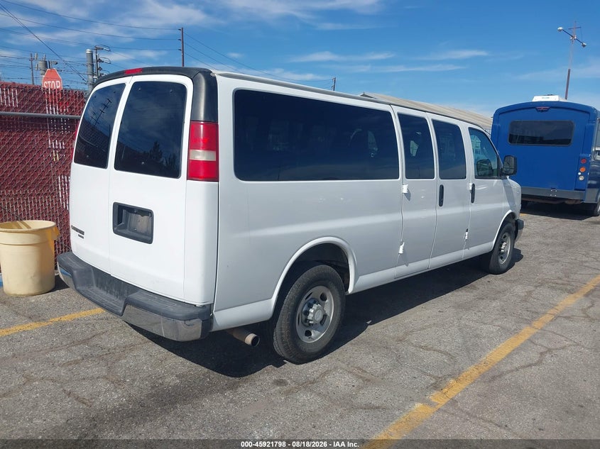 2016 CHEVROLET EXPRESS 3500 auction photo 4