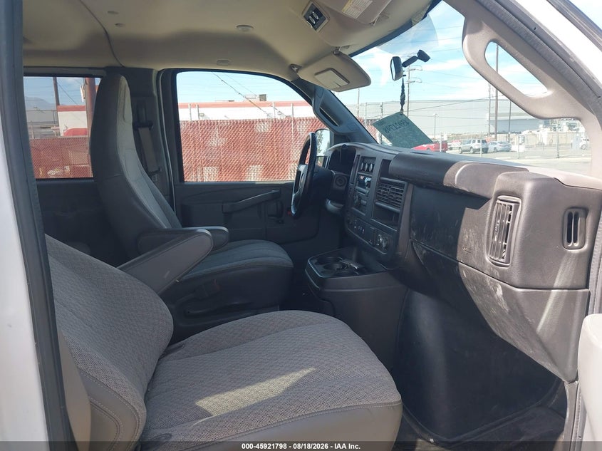 2016 CHEVROLET EXPRESS 3500 auction photo 5