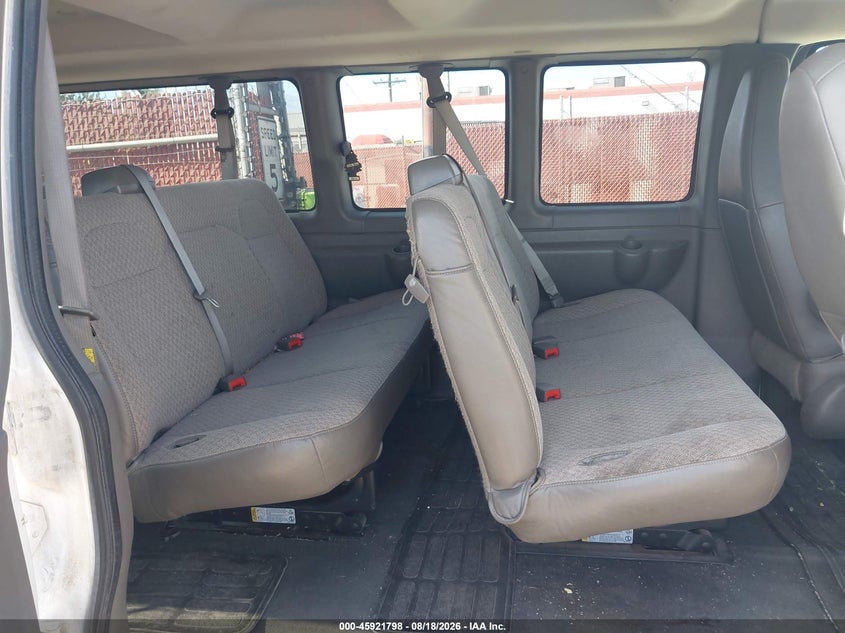 2016 CHEVROLET EXPRESS 3500 auction photo 8