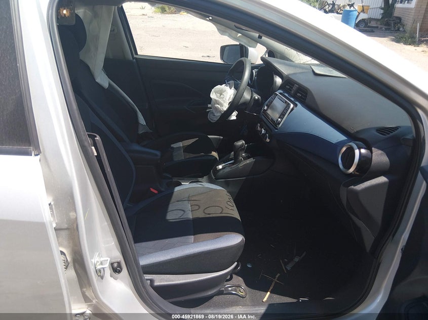 2025 NISSAN VERSA auction photo 5