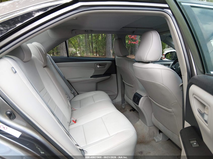 2015 TOYOTA CAMRY HYBRID auction photo 8