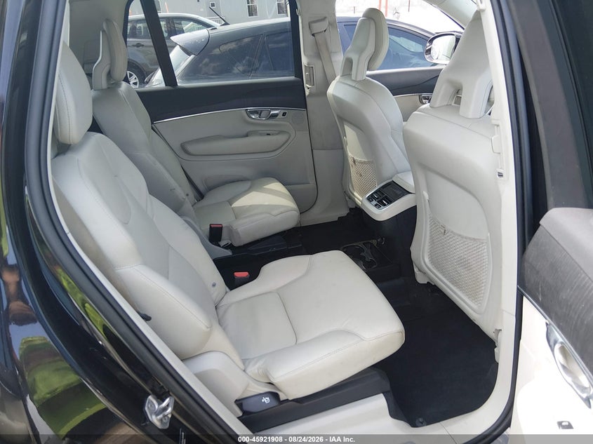 VOLVO XC90 - zdjęcie 8