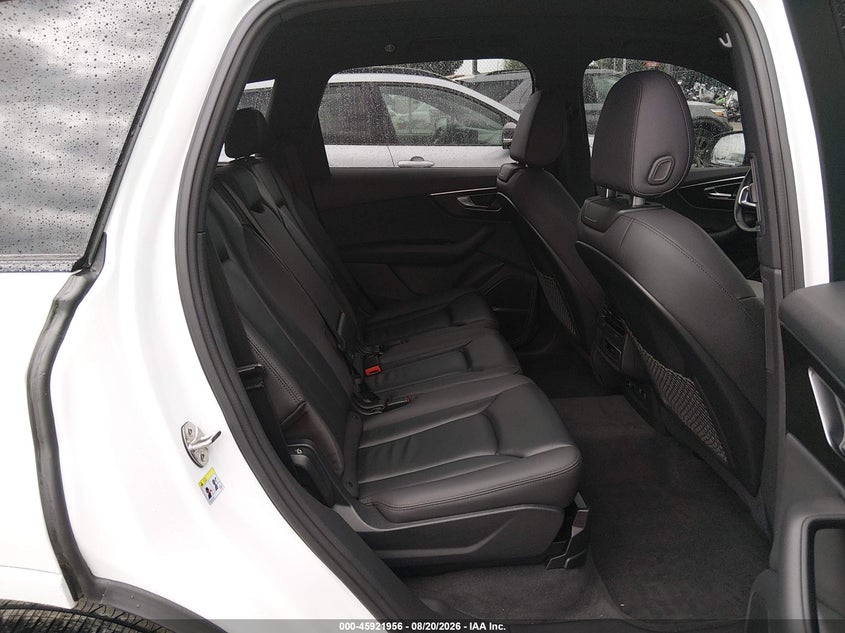 AUDI Q7 - zdjęcie 8