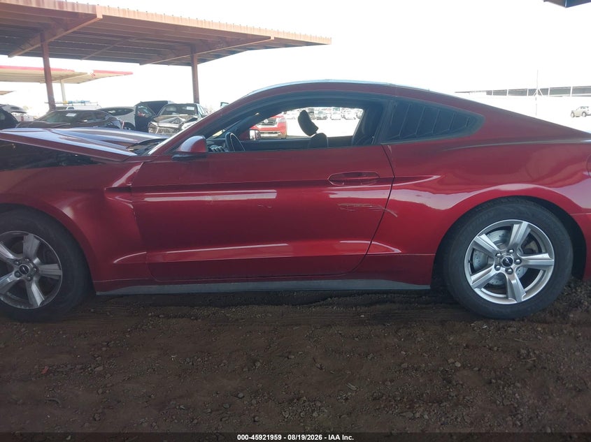 FORD MUSTANG - zdjęcie 14