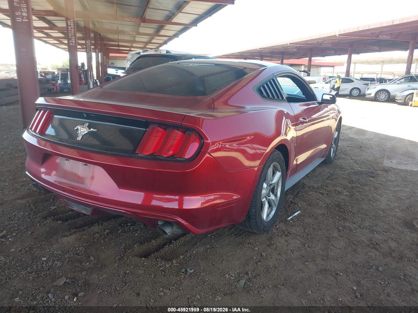 FORD MUSTANG - zdjęcie 4