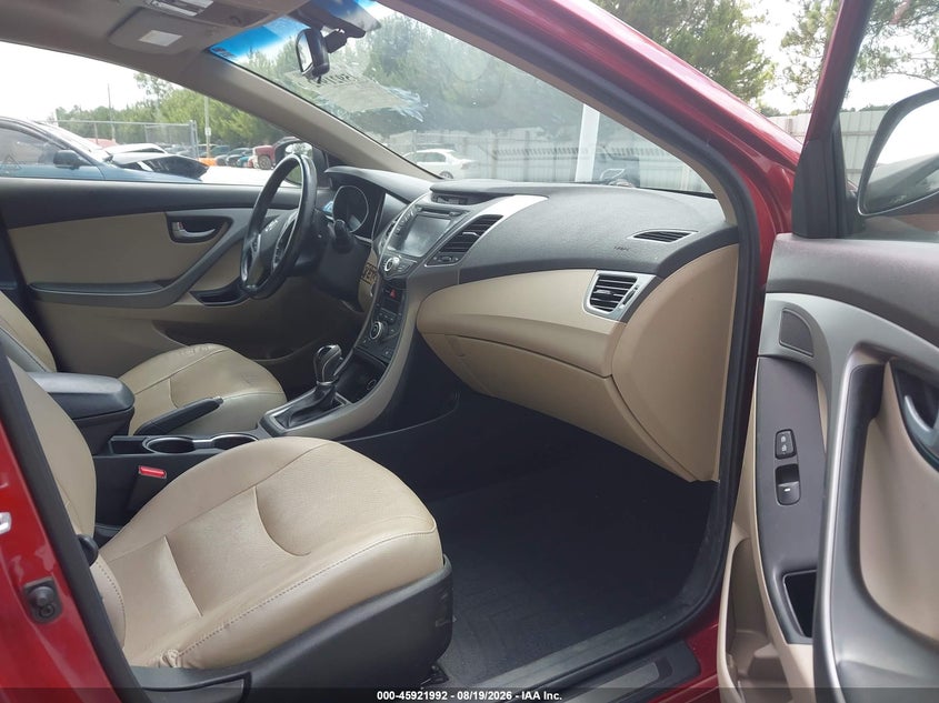 2014 HYUNDAI ELANTRA auction photo 5