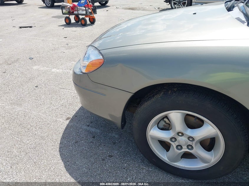 2001 FORD TAURUS auction photo 6