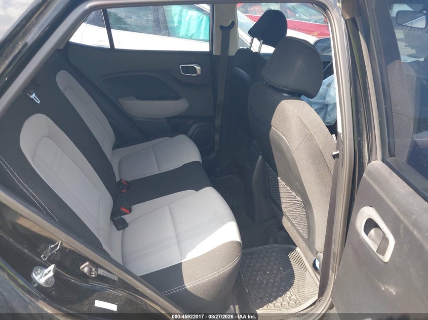 2020 HYUNDAI VENUE auction photo 8