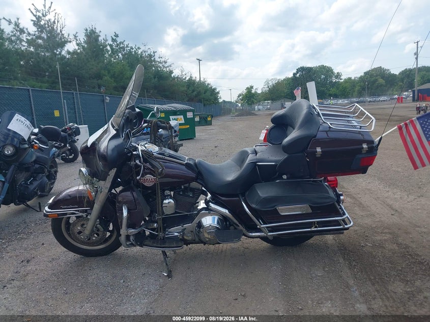 HARLEY-DAVIDSON FLHTCUI 2005