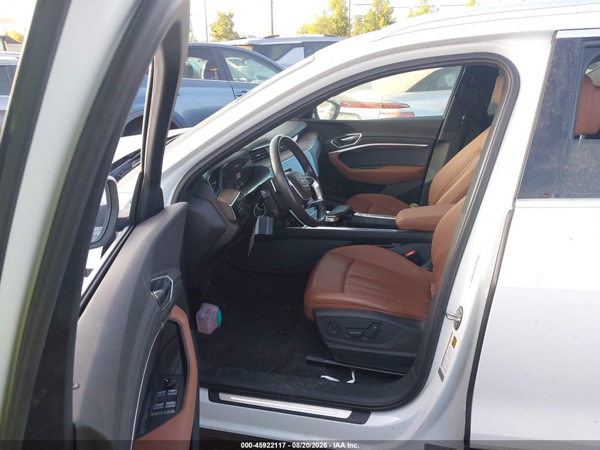 AUDI E-TRON 2019 VIN WA1LAAGEXKB024292