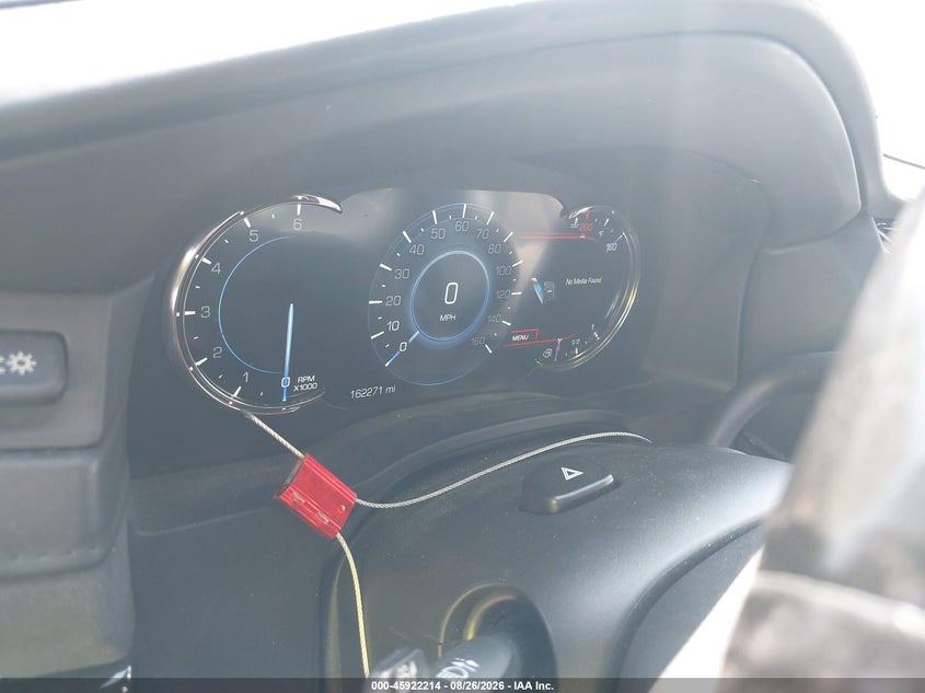 2016 CADILLAC ESCALADE auction photo 7