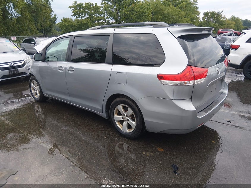 TOYOTA SIENNA 2013 VIN 5TDKK3DC8DS386114