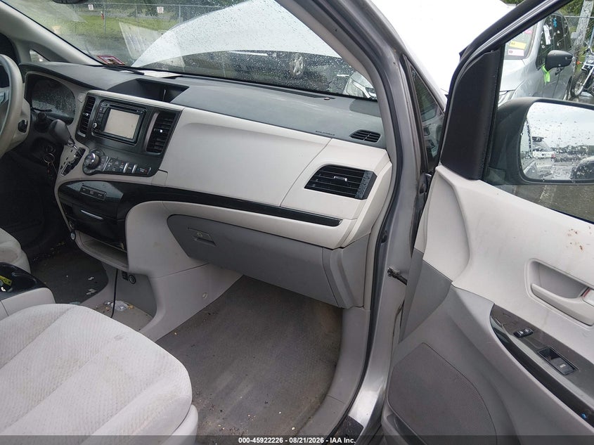 TOYOTA SIENNA 2013 VIN 5TDKK3DC8DS386114