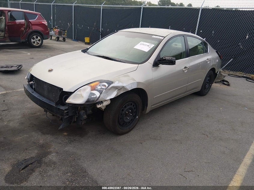 2009 Nissan Altima, Exterior Burn, IAAI, VIN 1N4AL21E79C140467 — photo 2
