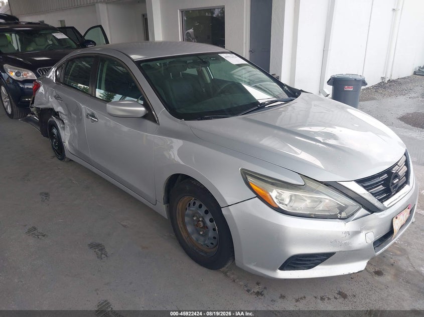 2017 NISSAN ALTIMA auction photo 1
