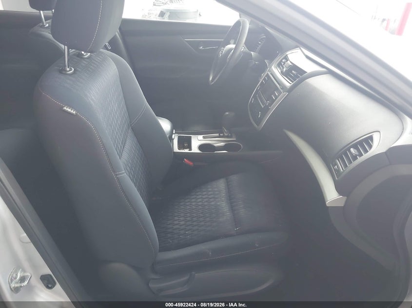 2017 NISSAN ALTIMA auction photo 5