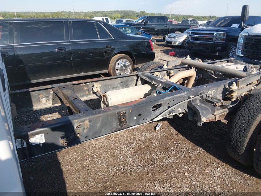2012 FORD F-350 CHASSIS auction photo 6