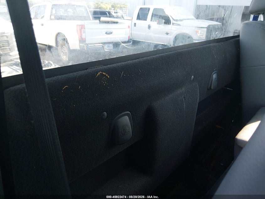 2012 FORD F-350 CHASSIS auction photo 8