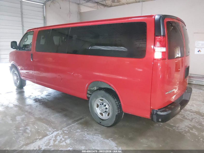 2020 CHEVROLET EXPRESS PASSENGER auction photo 3