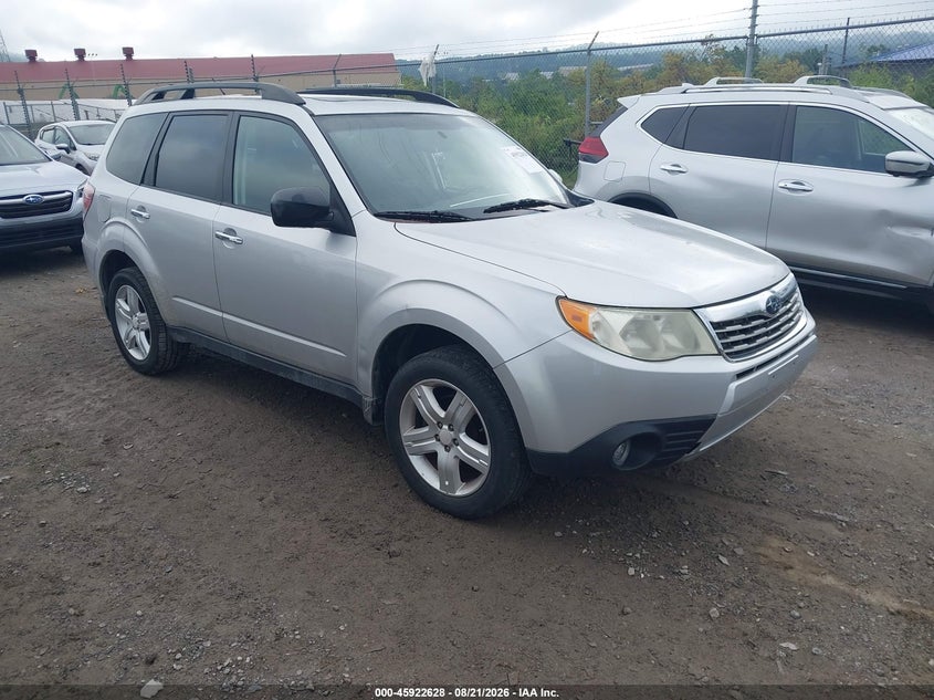 2010 SUBARU FORESTER auction photo 1