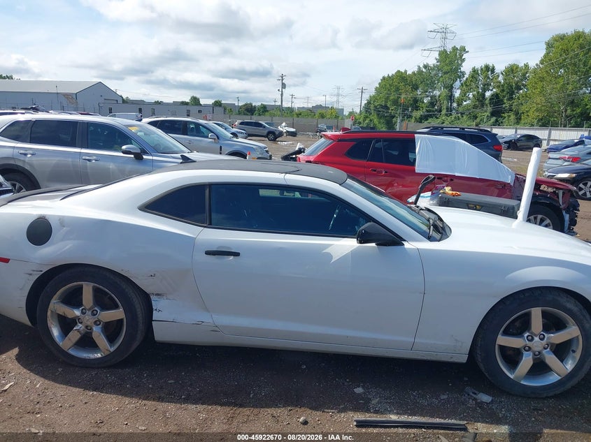 2013 CHEVROLET CAMARO 1LT · Фото 13