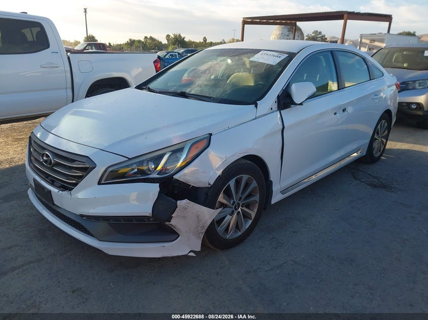 2016 Hyundai Sonata, Угон, IAAI, VIN 5NPE34AF2GH390362 — фото 2