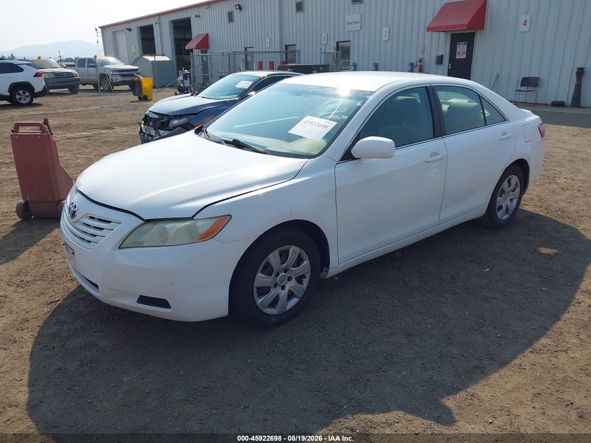 2007 Toyota Camry, Right Front, IAAI, VIN 4T1BE46K07U662573 — photo 2