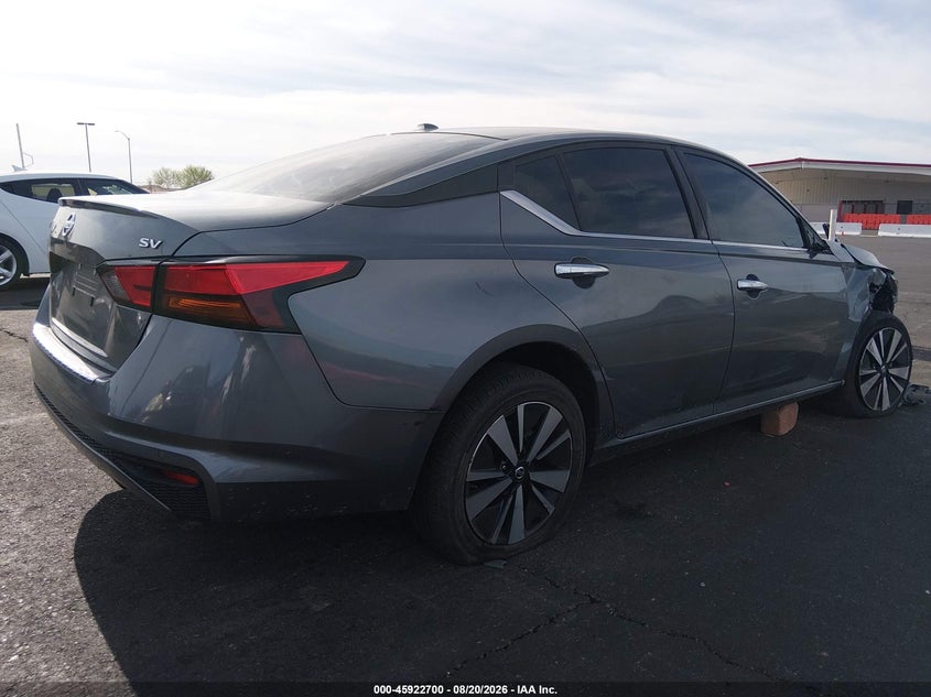 2022 NISSAN ALTIMA auction photo 4