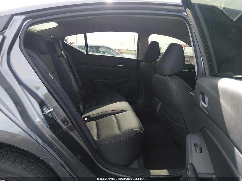 2022 NISSAN ALTIMA auction photo 8