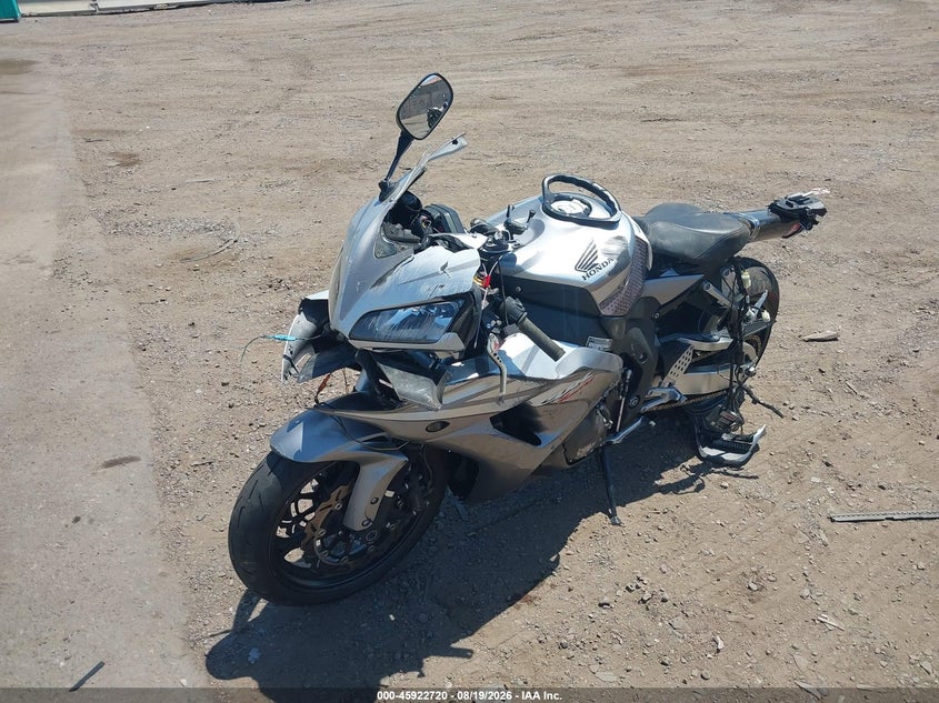 2006 HONDA CBR1000 auction photo 2