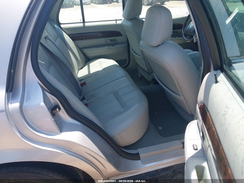 MERCURY GRAND MARQUIS 2004 VIN 2MEFM75WX4X655826