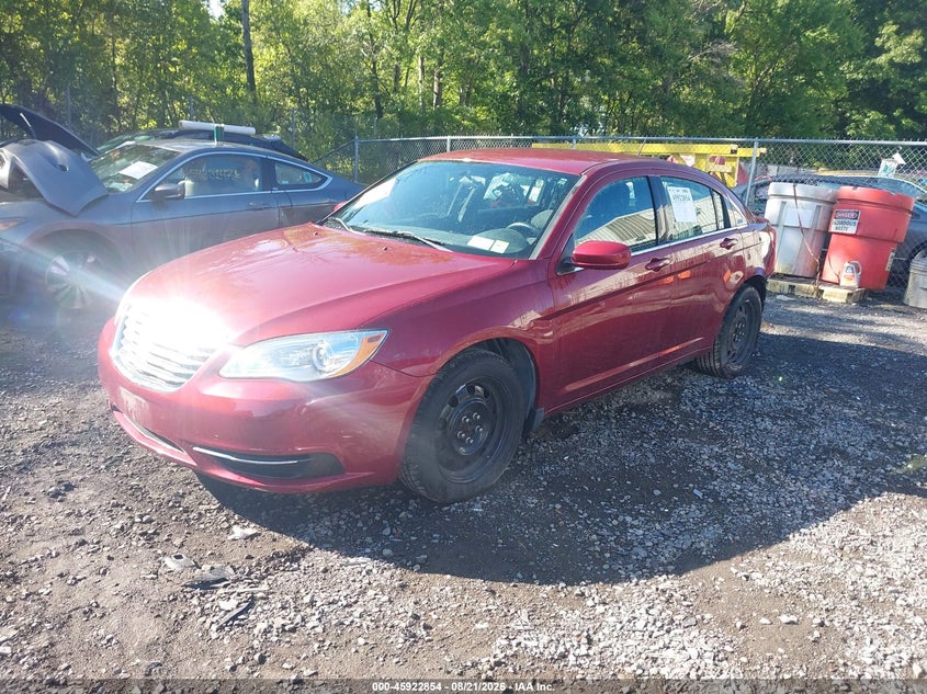 2014 Chrysler 200, Rear, IAAI, VIN 1C3CCBAB8EN123365 — photo 2