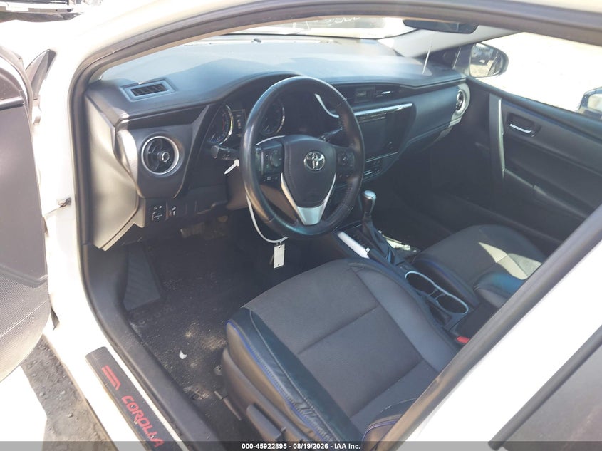 2018 TOYOTA COROLLA auction photo 5