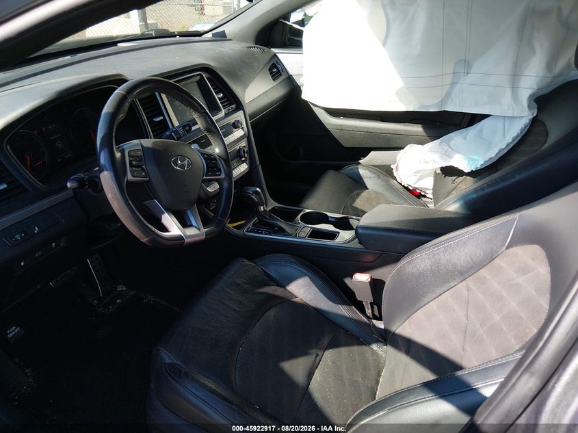 2019 HYUNDAI SONATA auction photo 5