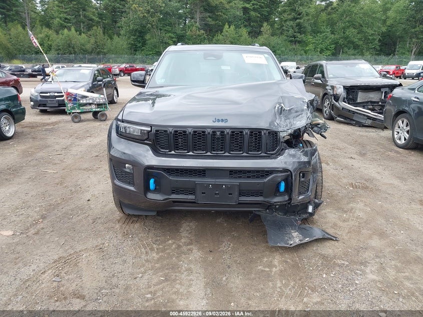 JEEP GRAND CHEROKEE 4XE - zdjęcie 13