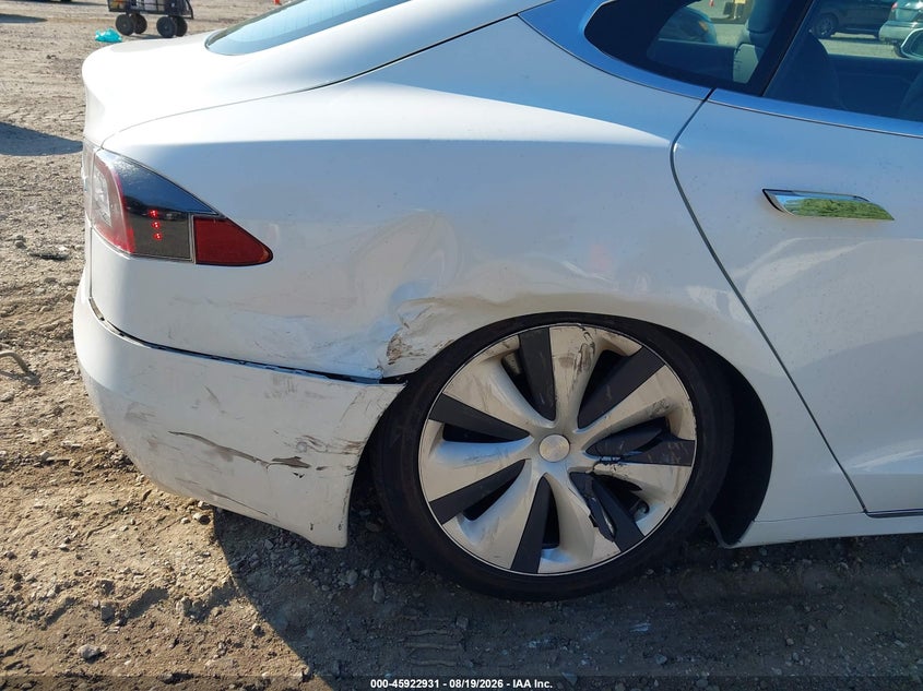 TESLA MODEL S 2021 VIN 5YJSA1E27MF421632