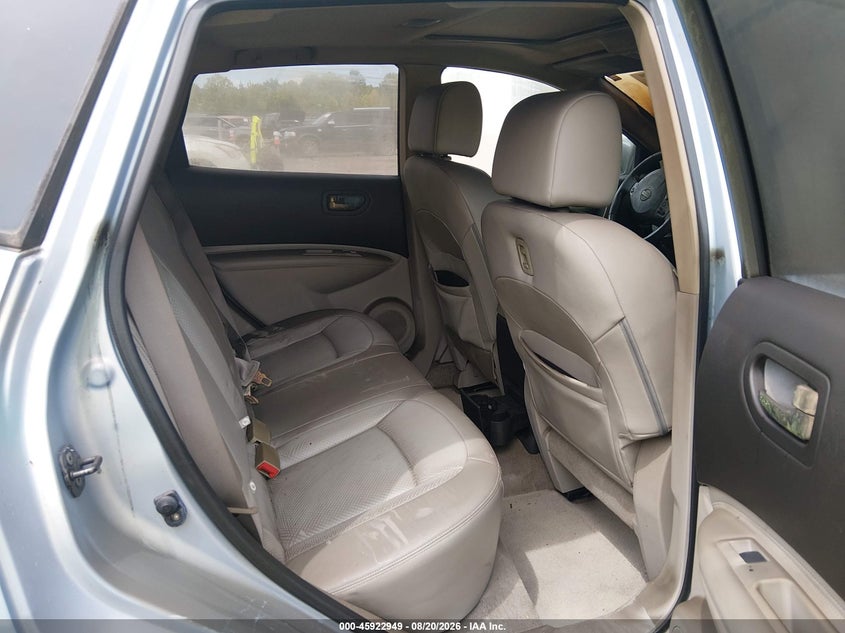 2012 NISSAN ROGUE auction photo 8