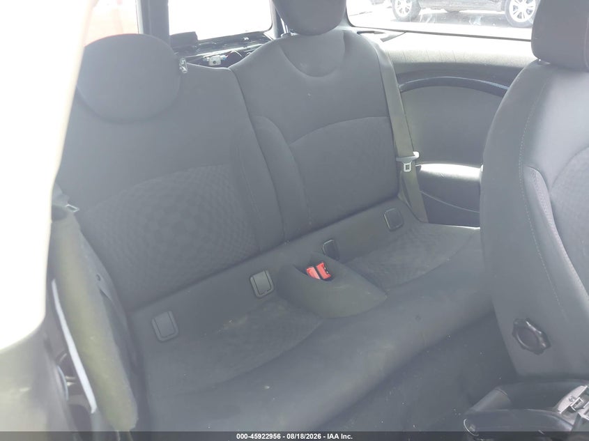 2012 MINI COOPER S CLUBMAN auction photo 8