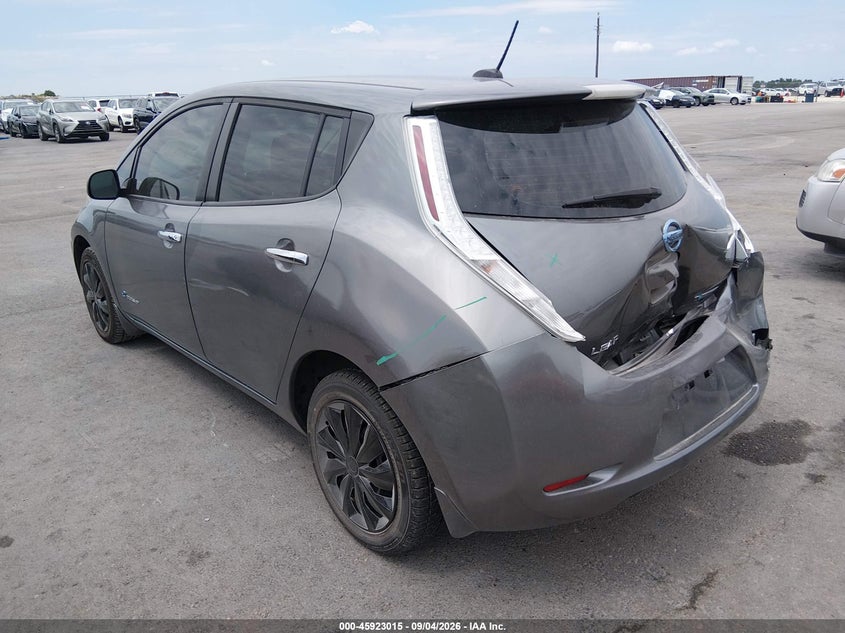 2017 NISSAN LEAF S · Photo 3